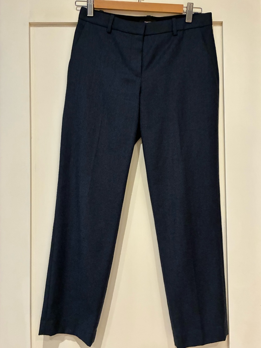 Theory sleek flannel cropped pants 100% virgin wool - melange blue